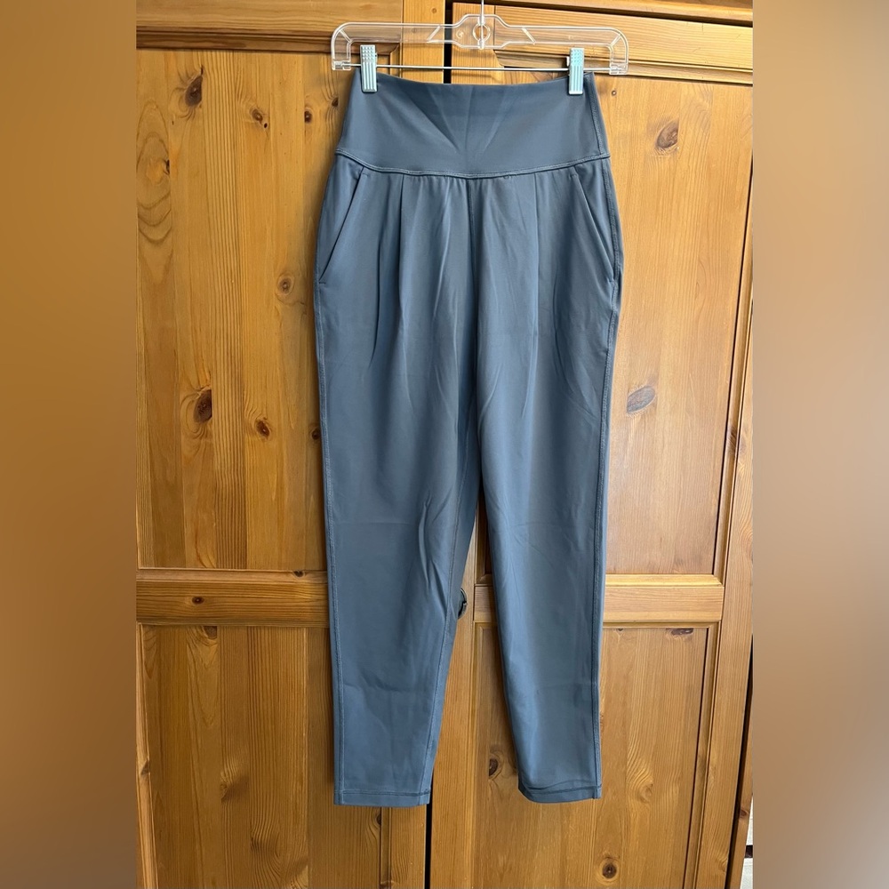Athleta joggers blue/grey size XXS